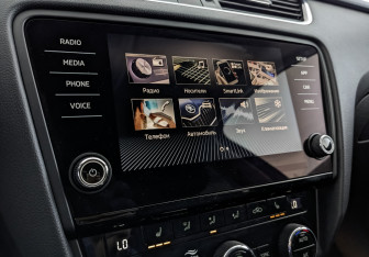 Подержанный автомобиль Skoda Octavia Liftback 2019 года (28 фото)