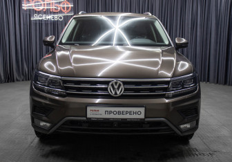Подержанный автомобиль Volkswagen Tiguan 2017 года (2 фото)
