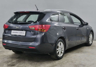 Подержанный автомобиль Kia Ceed Wagon 2013 года (5 фото)