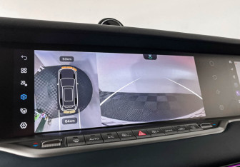 Подержанный автомобиль Voyah Free 2023 года (20 фото)