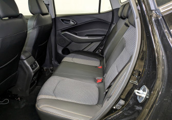 Новый Москвич 3 2023 (12 фото)