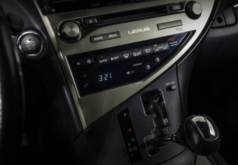 Подержанный автомобиль Lexus RX 2015 года (15 фото)