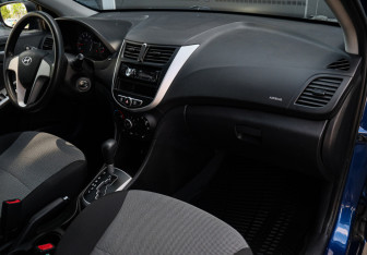 Подержанный автомобиль Hyundai Solaris Sedan 2013 года (7 фото)