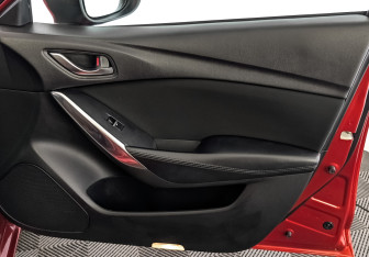 Подержанный автомобиль Mazda 6 Sedan 2018 года (25 фото)