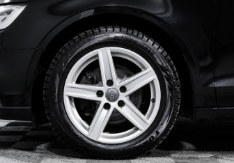 Подержанный автомобиль Audi A3 Sedan 2019 года (15 фото)