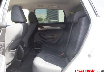 Подержанный автомобиль Haval F7 2020 года (8 фото)