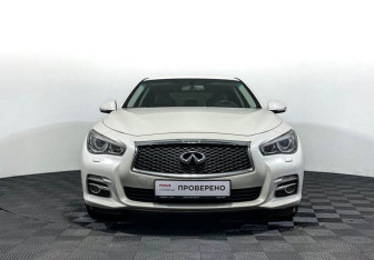 Подержанный автомобиль Infiniti Q50 2016 года (2 фото)
