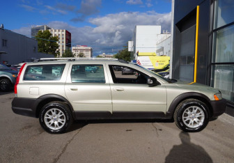 Подержанный автомобиль Volvo XC70 2007 года (4 фото)