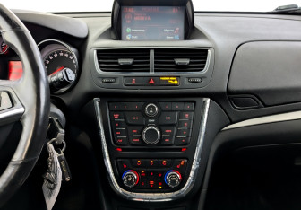 Подержанный автомобиль Opel Mokka 2014 года (15 фото)