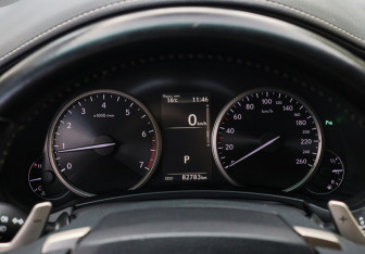 Подержанный автомобиль Lexus NX 2018 года (16 фото)