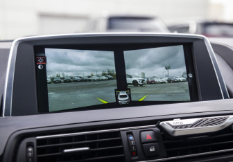 Подержанный автомобиль BMW M6 Sedan 2013 года (26 фото)