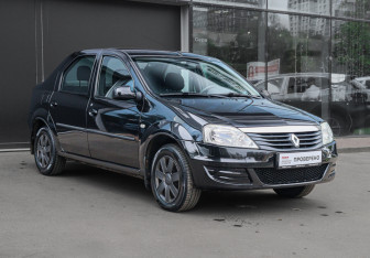 Подержанный автомобиль Renault Logan Sedan 2013 года (3 фото)