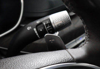 Подержанный автомобиль Genesis G80 2021 года (16 фото)