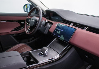 Подержанный автомобиль Land Rover Range Rover Evoque 2025 года (10 фото)