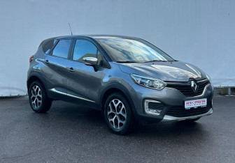 Подержанный автомобиль Renault Kaptur 2017 года (3 фото)