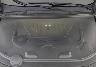 Подержанный автомобиль Voyah Free 2023 года (9 фото)