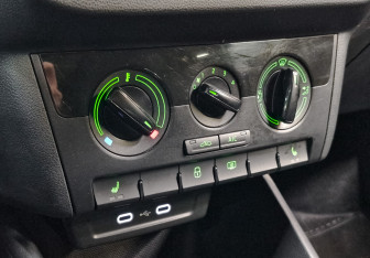 Подержанный автомобиль Skoda Rapid Liftback 2020 года (21 фото)