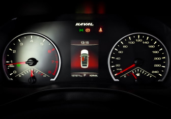 Подержанный автомобиль Haval Jolion 2022 года (13 фото)