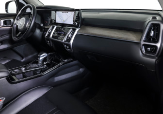 Подержанный автомобиль Kia Sorento 2020 года (12 фото)