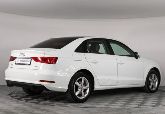 Подержанный автомобиль Audi A3 Sedan 2014 года (3 фото)