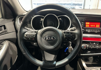 Подержанный автомобиль Kia Optima Sedan 2015 года (13 фото)