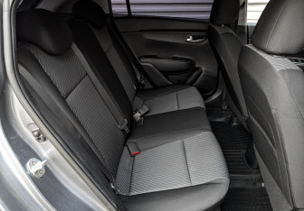 Подержанный автомобиль Kia Rio Hatchback 2020 года (12 фото)