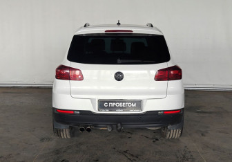Подержанный автомобиль Volkswagen Tiguan 2012 года (6 фото)