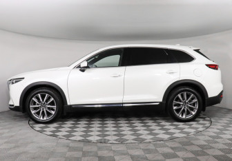 Подержанный автомобиль Mazda CX-9 2021 года (8 фото)