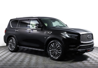 Подержанный автомобиль Infiniti QX80 2018 года (3 фото)