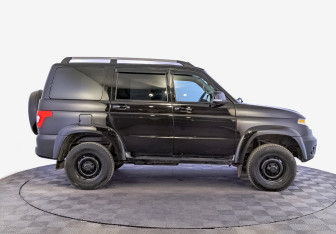 Подержанный автомобиль УАЗ Patriot 2024 года (4 фото)