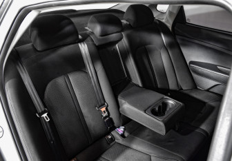 Подержанный автомобиль Kia Optima Sedan 2017 года (12 фото)