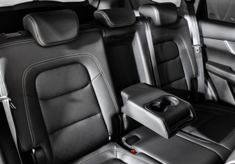 Подержанный автомобиль Chery Tiggo 8 2020 года (14 фото)