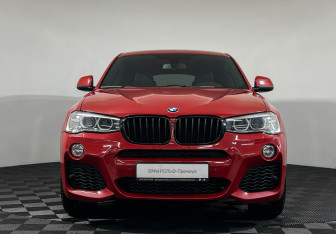 Подержанный автомобиль BMW X4 2016 года (3 фото)