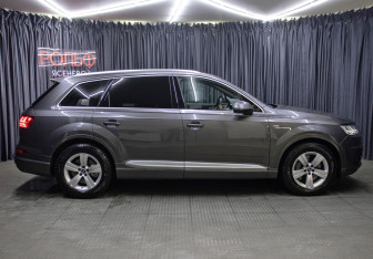 Подержанный автомобиль Audi Q7 2018 года (4 фото)