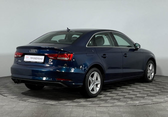 Подержанный автомобиль Audi A3 Sedan 2016 года (5 фото)