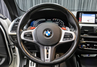 Подержанный автомобиль BMW X3 M 2021 года (17 фото)