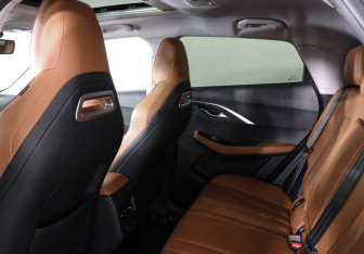 Подержанный автомобиль Omoda C5 2023 года (12 фото)