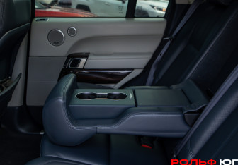 Подержанный автомобиль Land Rover Range Rover 2013 года (8 фото)