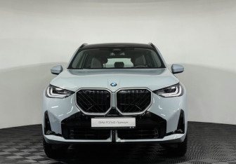 Новый BMW X3 2025 (3 фото)