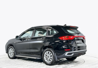 Подержанный автомобиль Haval M6 2023 года (7 фото)