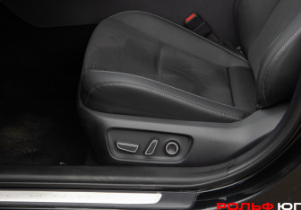 Подержанный автомобиль Toyota Camry Sedan 2024 года (21 фото)