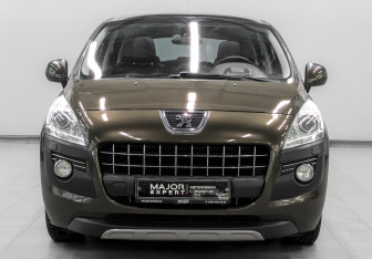 Подержанный автомобиль Peugeot 3008 2012 года (2 фото)