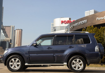 Подержанный автомобиль Mitsubishi Pajero 2007 года (6 фото)