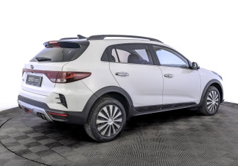 Подержанный автомобиль Kia Rio Hatchback 2021 года (5 фото)
