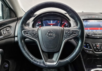 Подержанный автомобиль Opel Insignia Wagon 2014 года (21 фото)