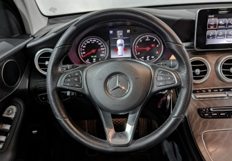 Подержанный автомобиль Mercedes-Benz GLC Coupe 2019 года (22 фото)