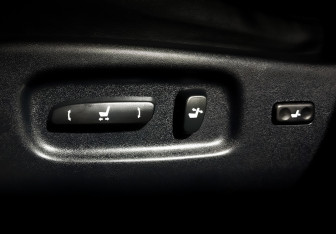 Подержанный автомобиль Lexus RX 2015 года (21 фото)