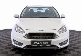 Подержанный автомобиль Ford Focus Sedan 2019 года (2 фото)