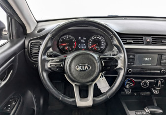 Подержанный автомобиль Kia Rio Hatchback 2021 года (21 фото)