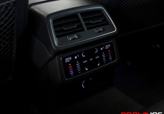 Подержанный автомобиль Audi A7 2018 года (15 фото)